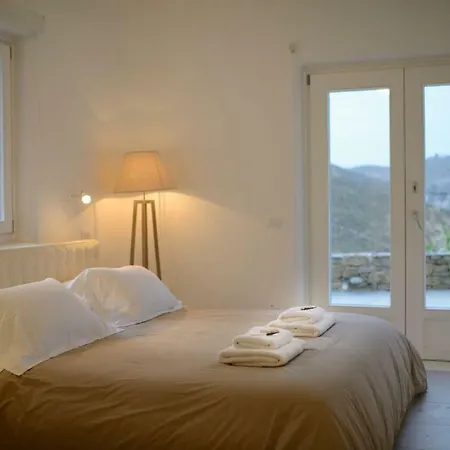 Villa Master 13 Bedrooms