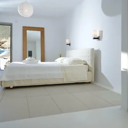 Master 13 Bedrooms *