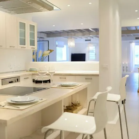 Villa Master 13 Bedrooms *
